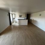 Vivez au cœur de Roquecourbe – Duplex T3 plein de charme à louer !