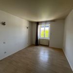 Vivez au cœur de Roquecourbe – Duplex T3 plein de charme à louer !