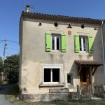 MAISON DE HAMEAU DE TYPE 5 AVEC JARDIN ET DEPENDANCES