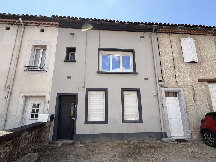 MAISON DE VILLE